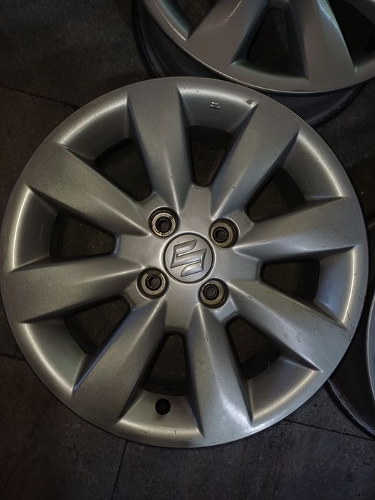 Джанти 15 Сузуки