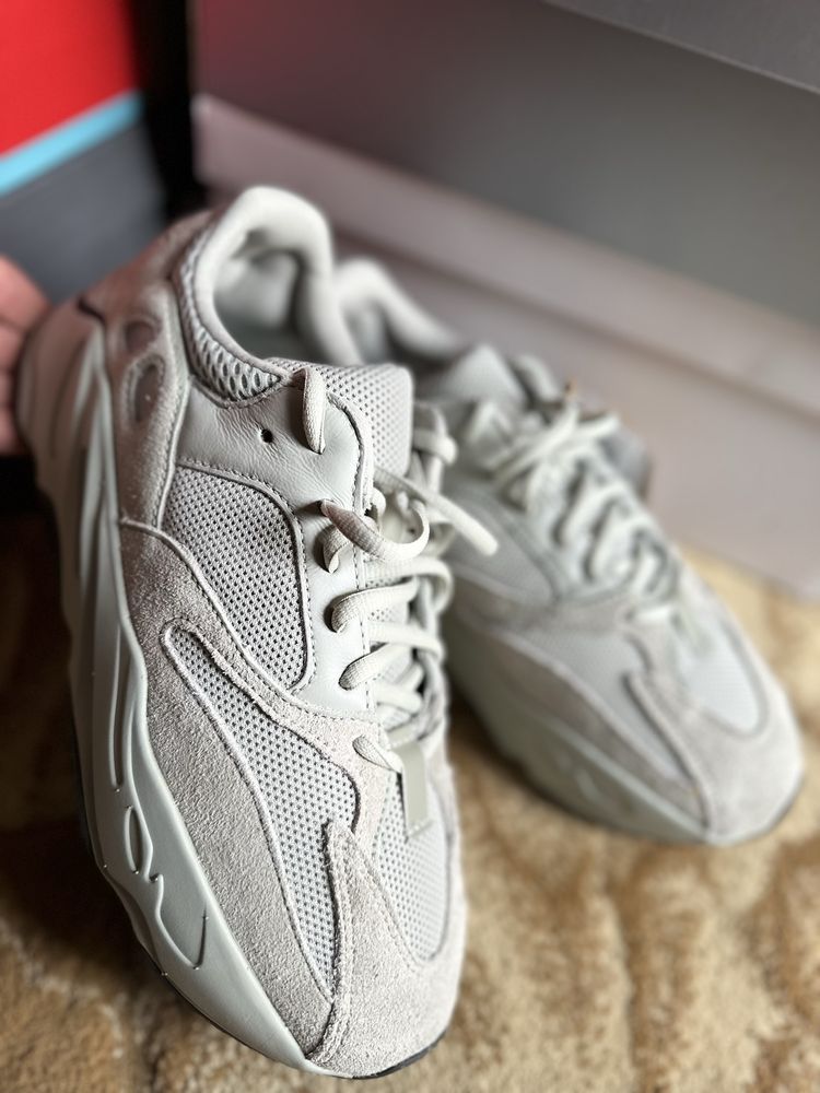 Adidas Yeezy Boost 700 Originali