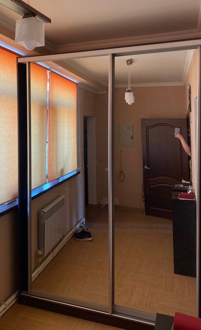 Шкаф купе в отличном состоянии