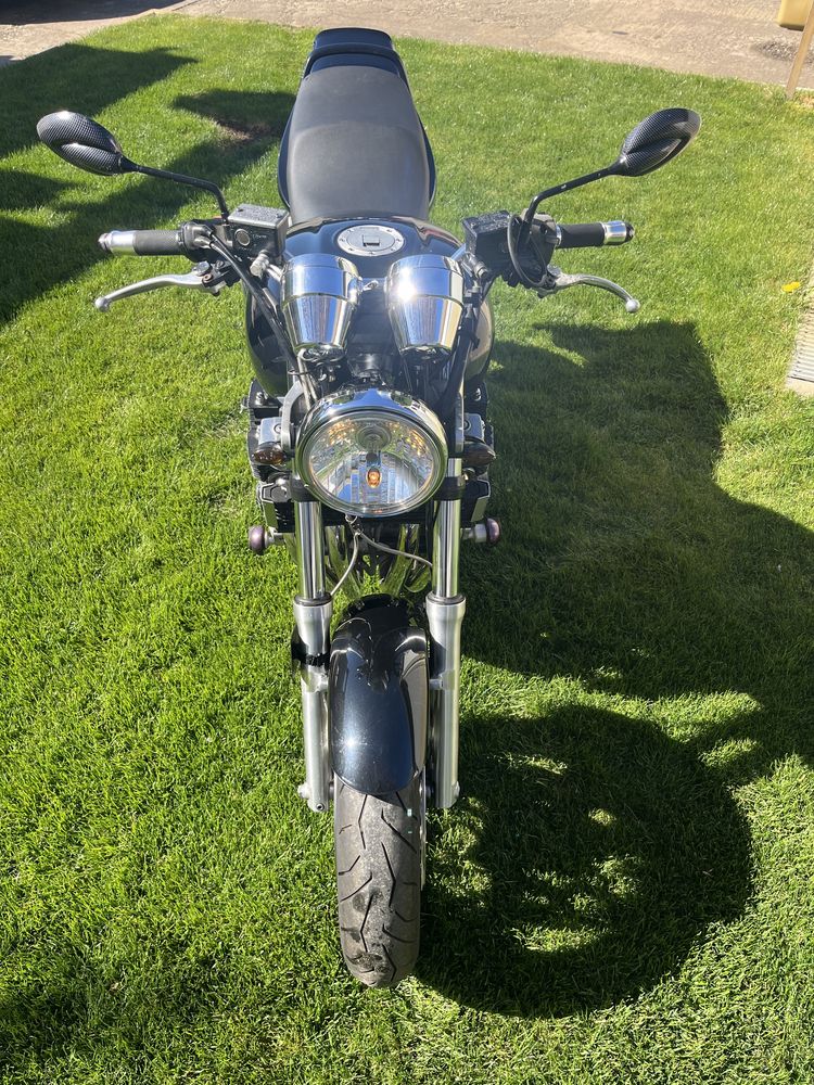 Motocicleta Yamaha xjr 1200
