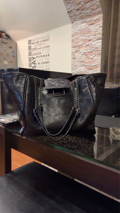 Черна чанта Зара