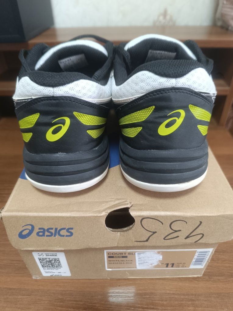 Asics court slide2