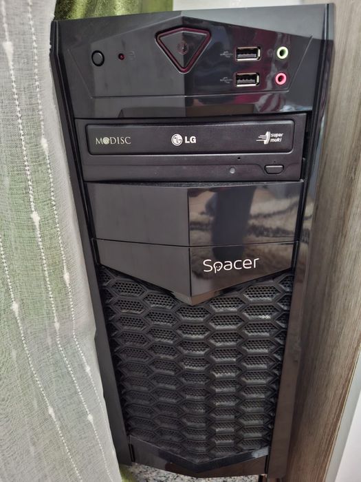 Pc gaming spacer