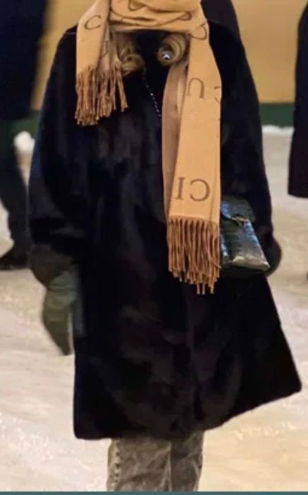 Продам норковую шубу