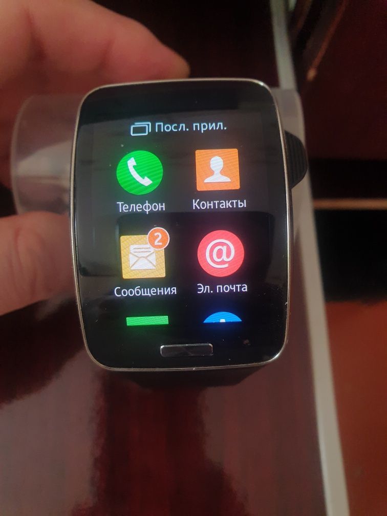 Samsung Gear,  блутиз+ сим карту можно использовать