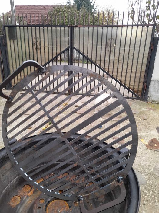 Vând grătar din jantă auto,grill gros de 5 mm.