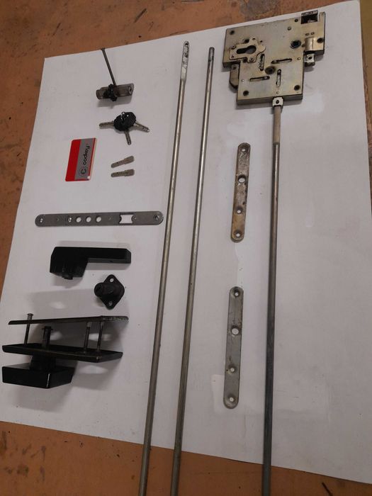 брава с четиристранно заключване