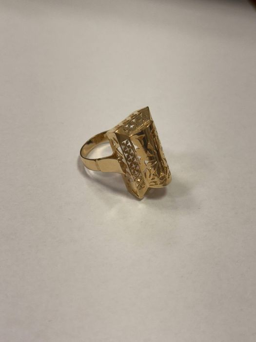 Златен пръстен 14к Българска Изработка! 1260лв