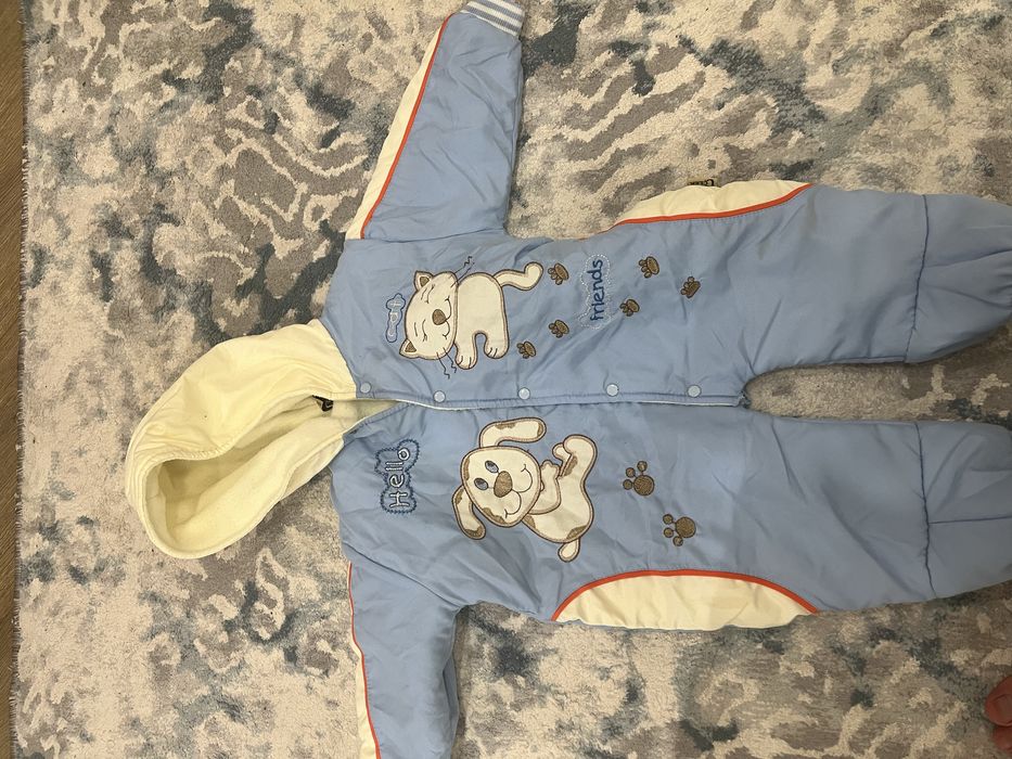 Детская куртка 6-10 месяцев