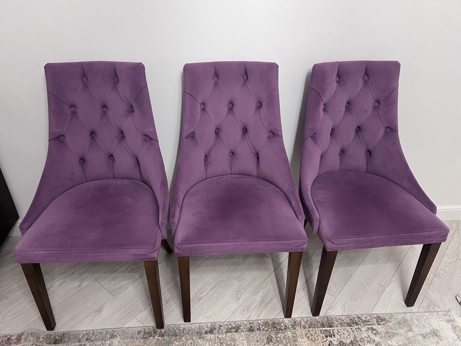 Продаются 8 стульев по 35000