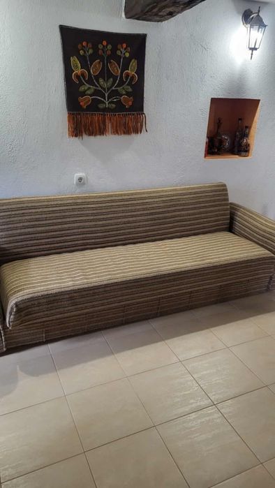 Разтегателен диван, 2 фотьойла и 2 табуретки