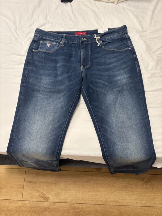 Vand blugi Guess originali noi