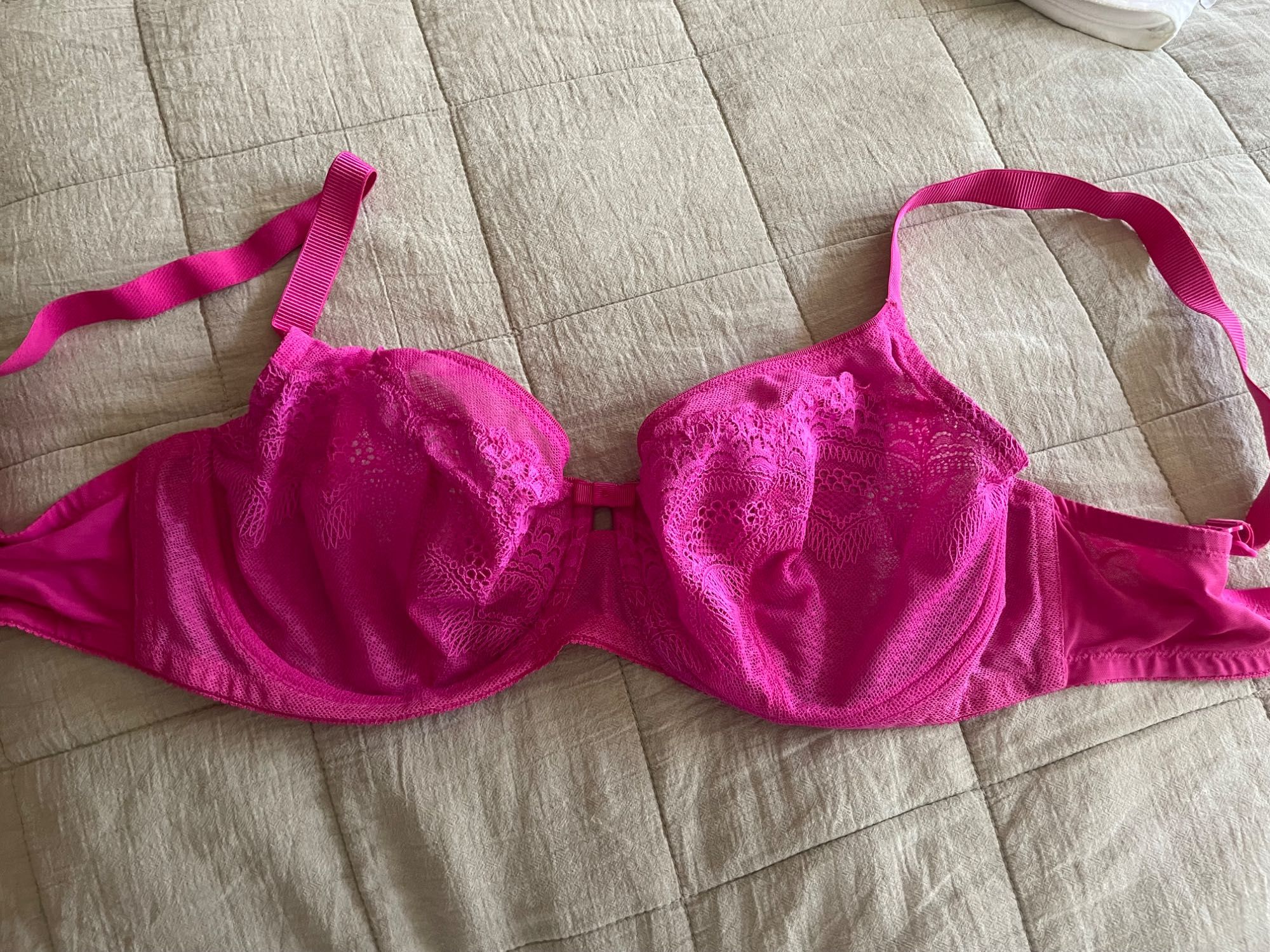 Дамски сутиен Intimissimi и Triumph