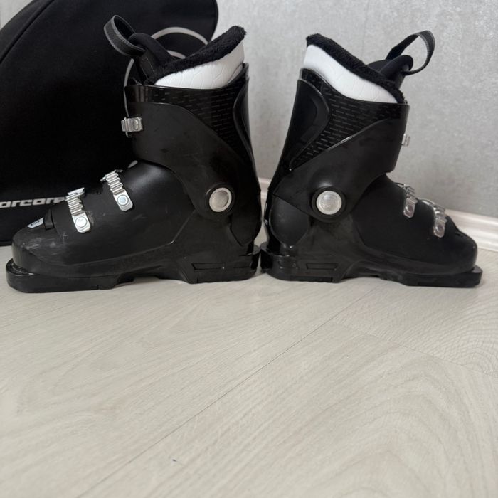 Детски ски обувки