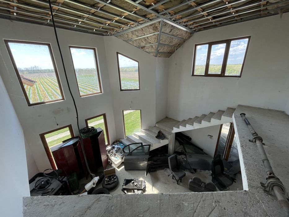 Vand casa cu teren in Bercu Nou