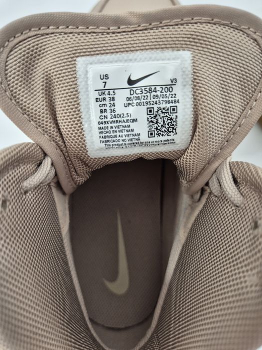 Ghete Nike Sneakers Air Force 1 High Utility