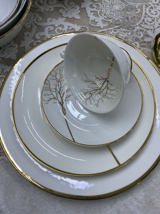 Сервиз VASSILA на 12 персон, абсолютно новый