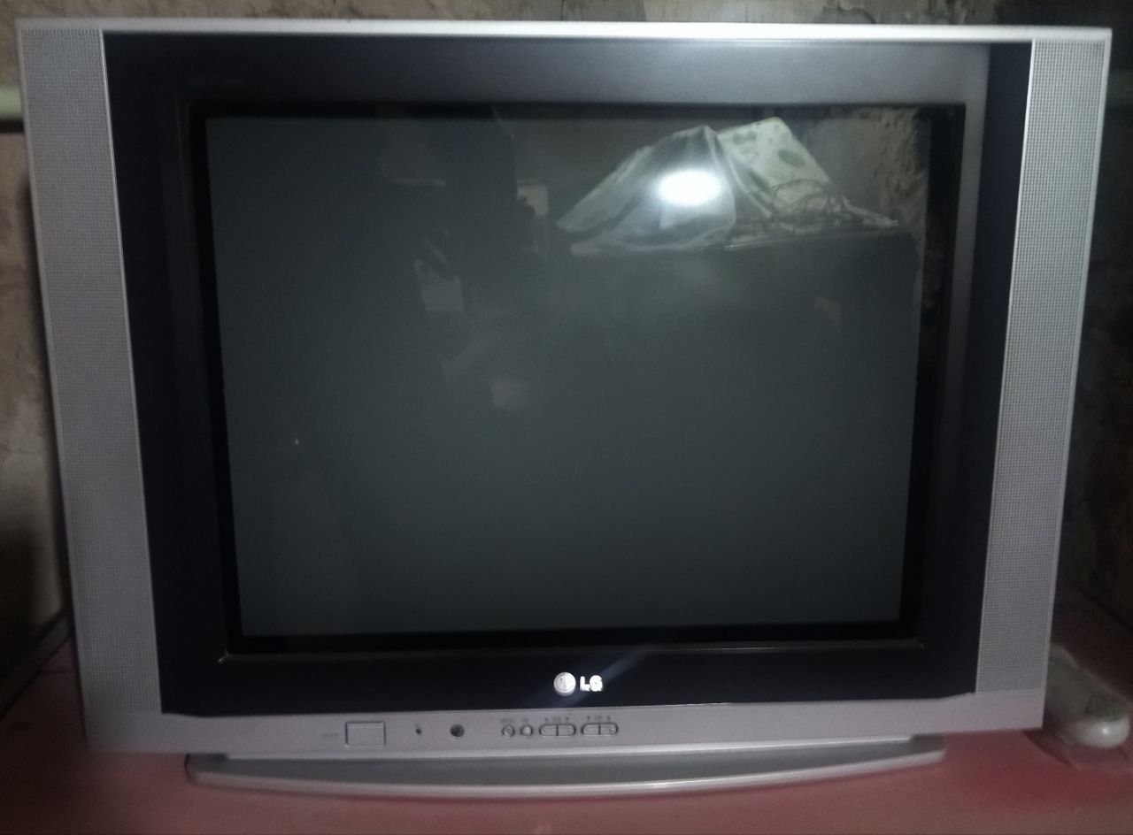 LG televizor Б/у