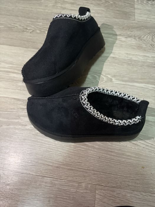 UGG-uri Low, noi, foarte comfortabile, marime 37