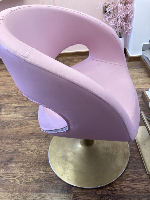 Фризьорско оборудване - стол, огледало