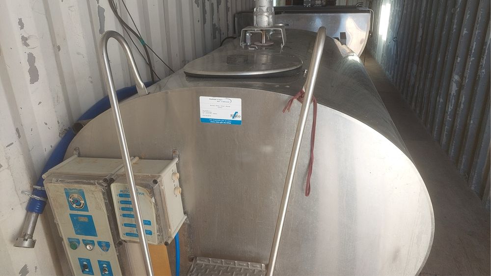 Танкер охладитель молока