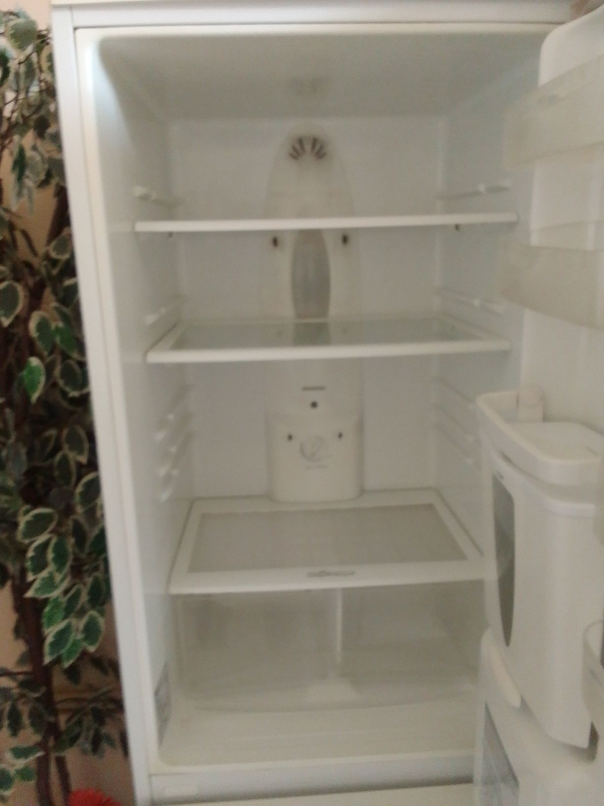 Combina frigorifica LG no fost și combina frigorifica Arctic