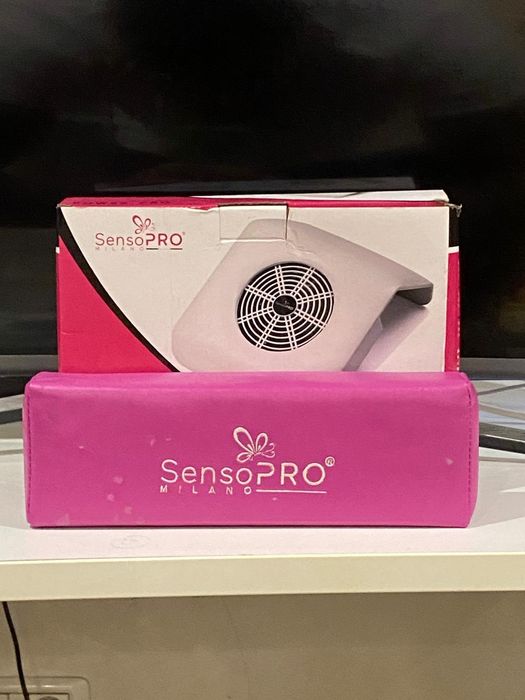 Aspirator de uscat unghii false