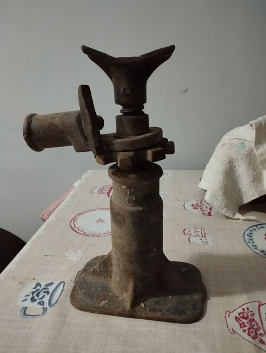 Домкрат 2 т цена 350000 тыс