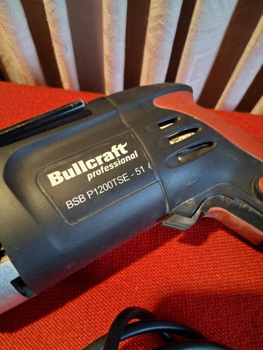 Bormașina cu percuție