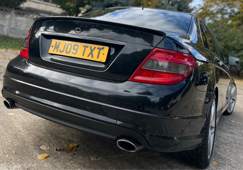 C 320 CDI - 3.0 Diesel V6 - 224 cp - Automat - 7G - 2009 - Amg•Line -