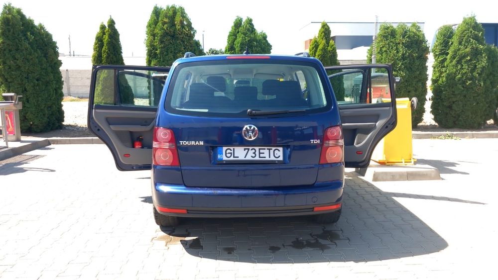 Vand urgent vw touran an 2009 motor 1.9