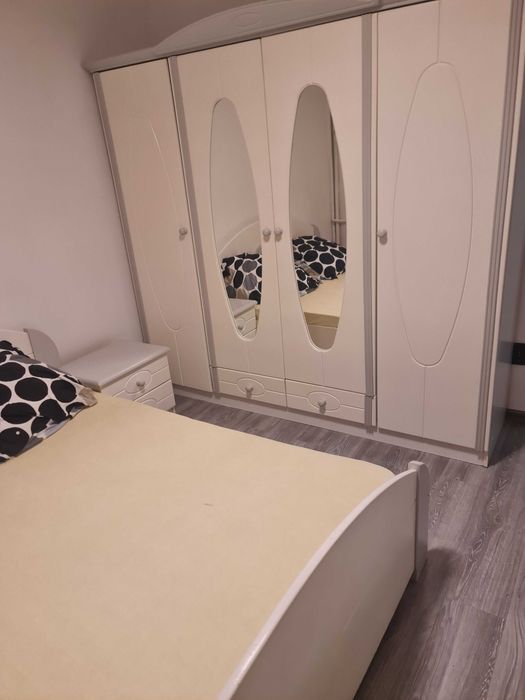 Inchiriez apartament doua camere