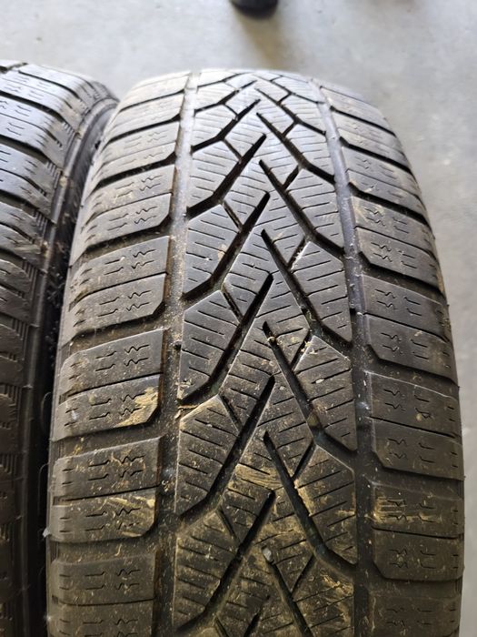 4 anvelope 185 60 R 15 Semperit iarna