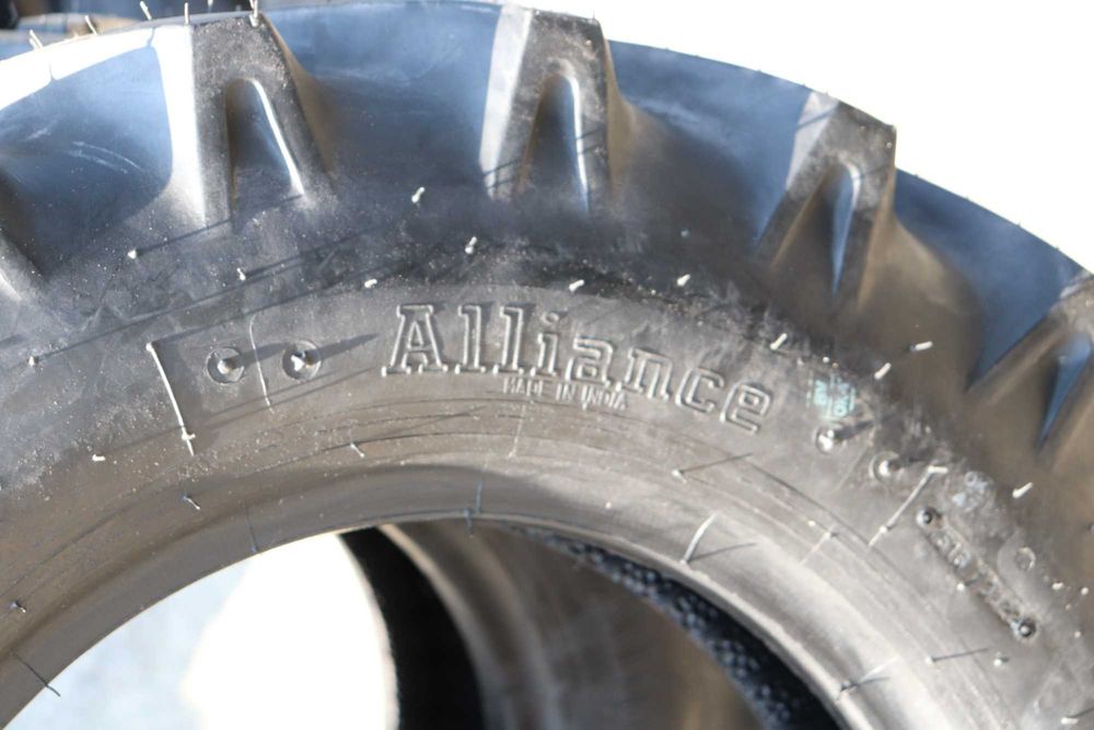 7.50-16 Alliance Cauciucuri tractiune de tractor livrare oriunde