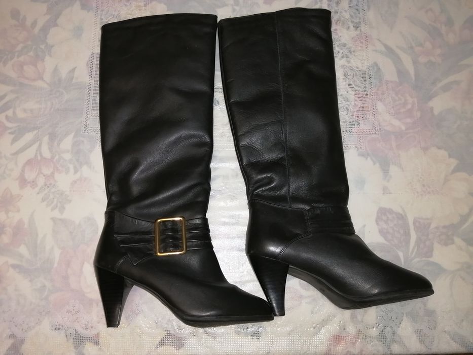 Продам сапоги демисезонные, утепленные набивной натуральной шерстью