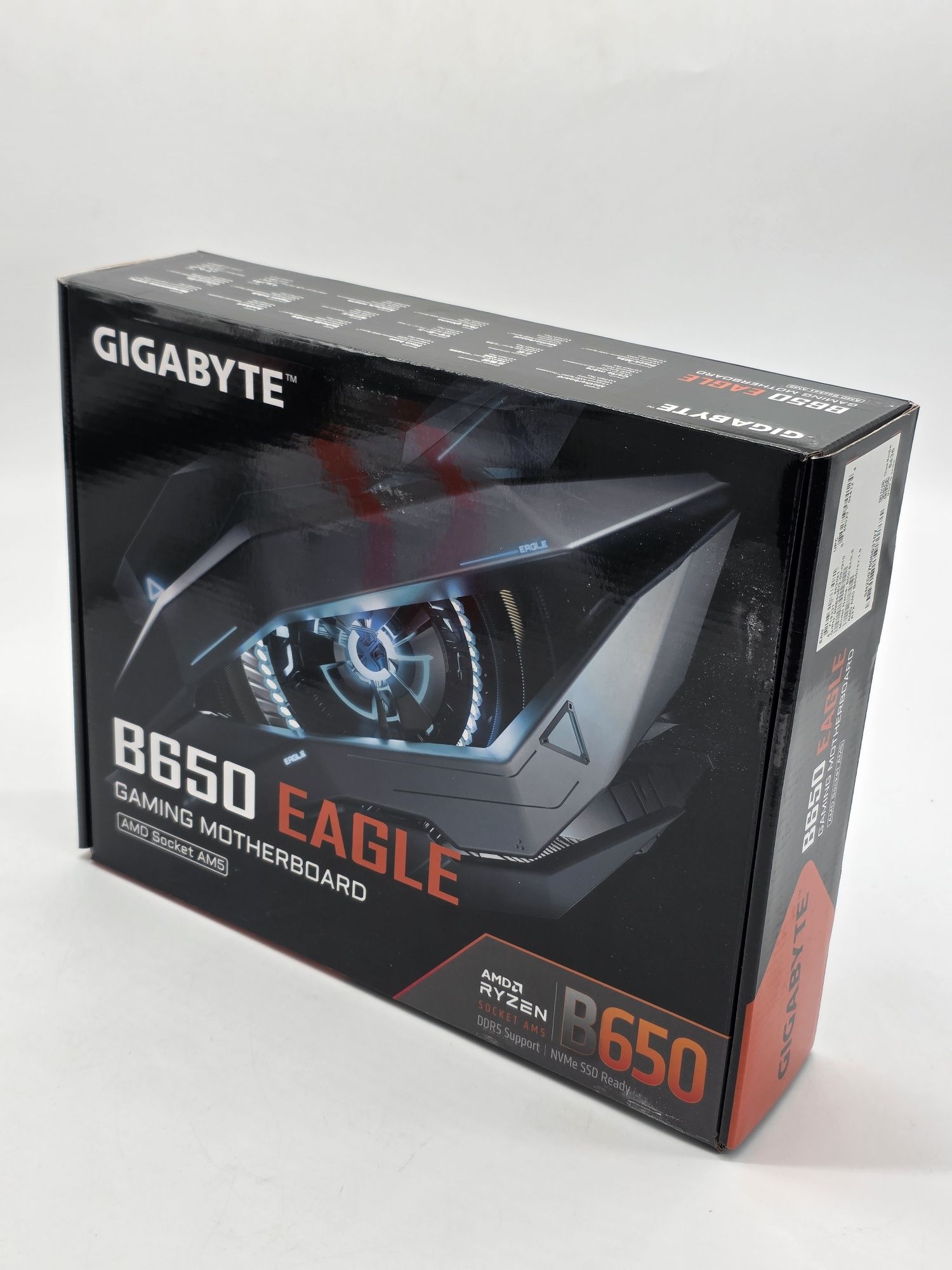 Placa de baza GIGABYTE B650 EAGLE, AM5, DDR5, ATX, produs sigilat