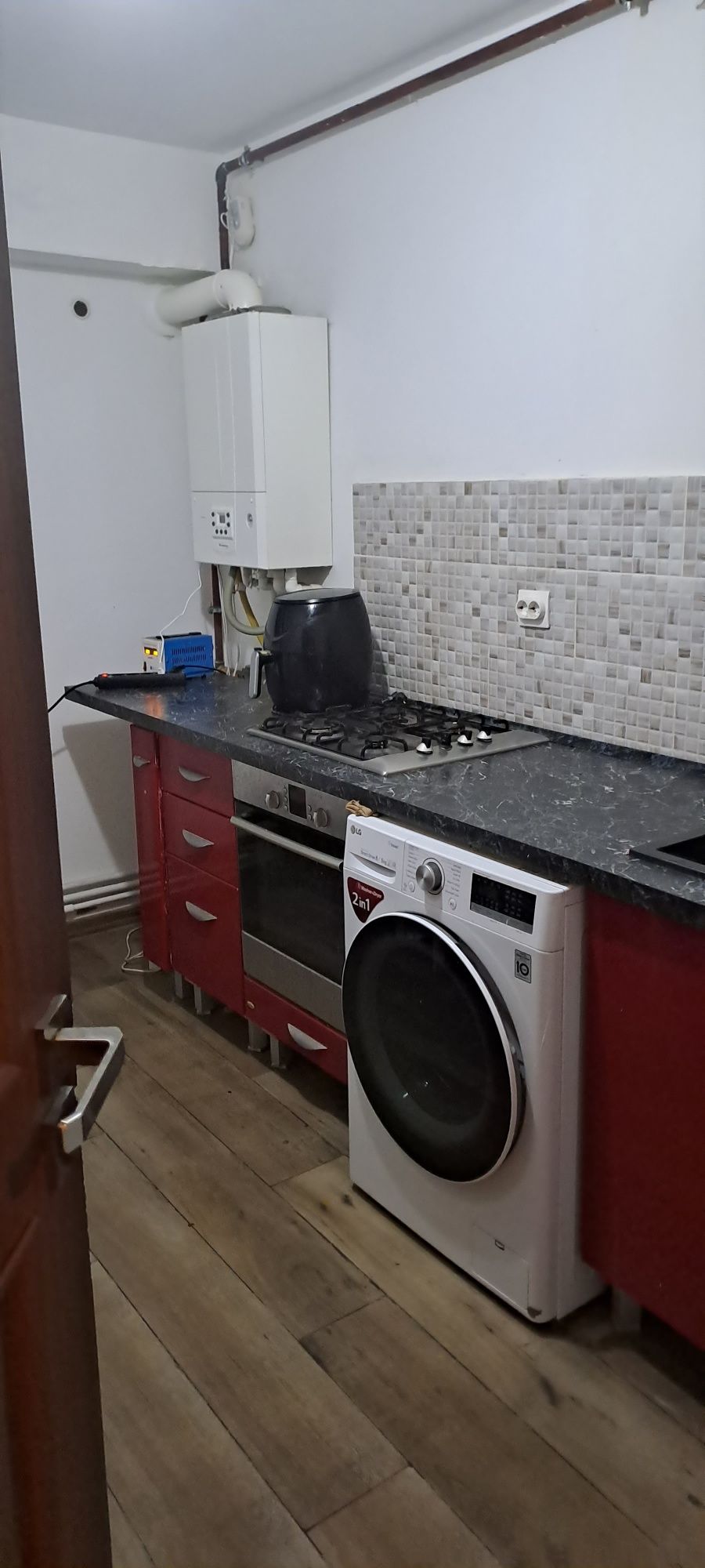 Apartament 3 camere decomandat I8cil Kaufland