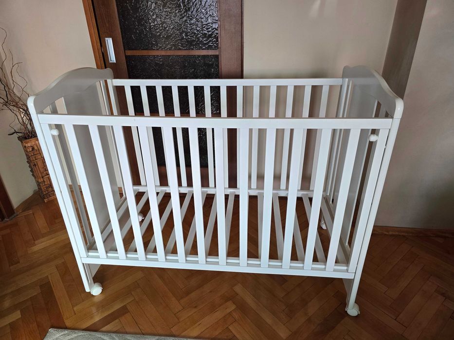 Кошара,матрак,детско столче за хранене,нагревател PhilipsAvent Premium