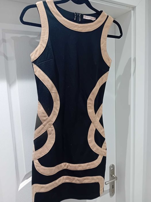 Официални    Рокли