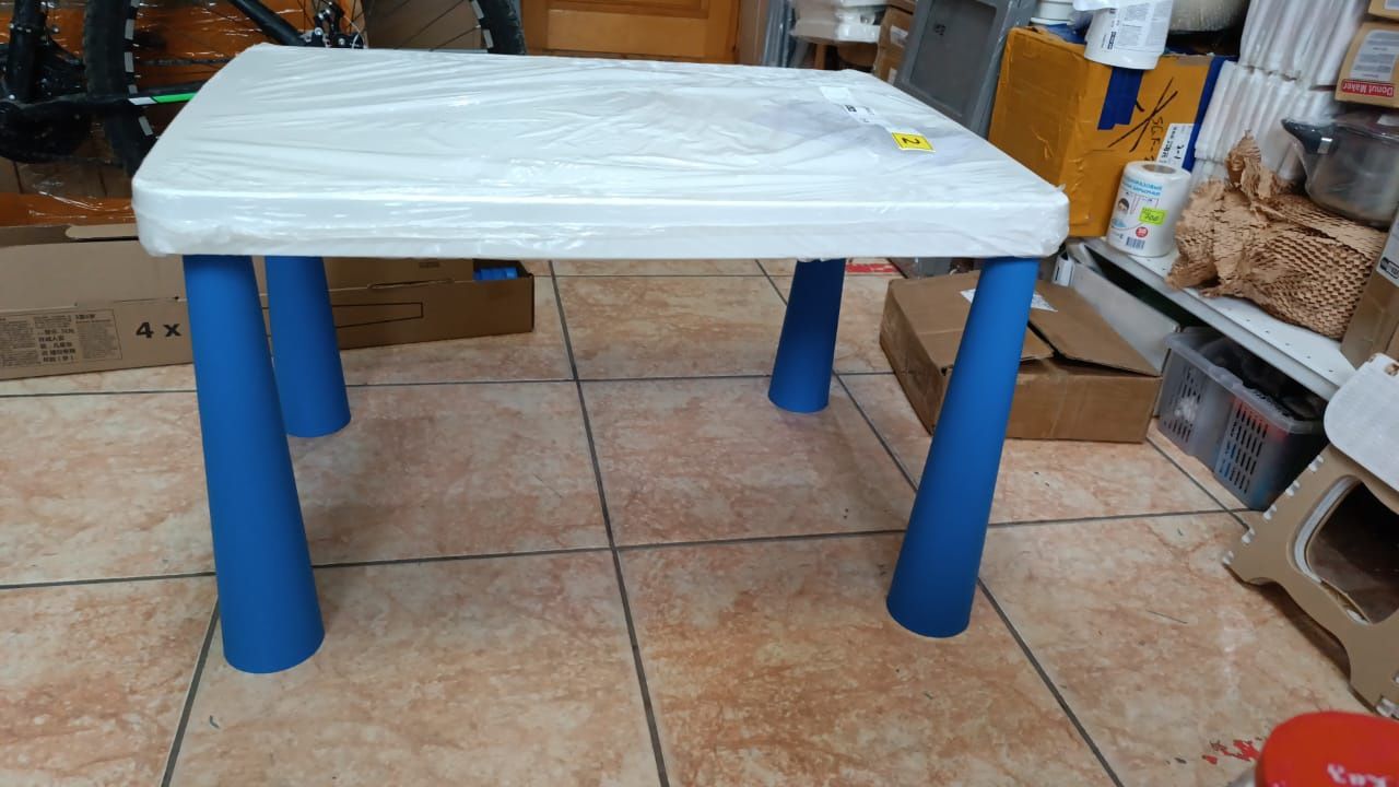 IKEA Маммут детский стол