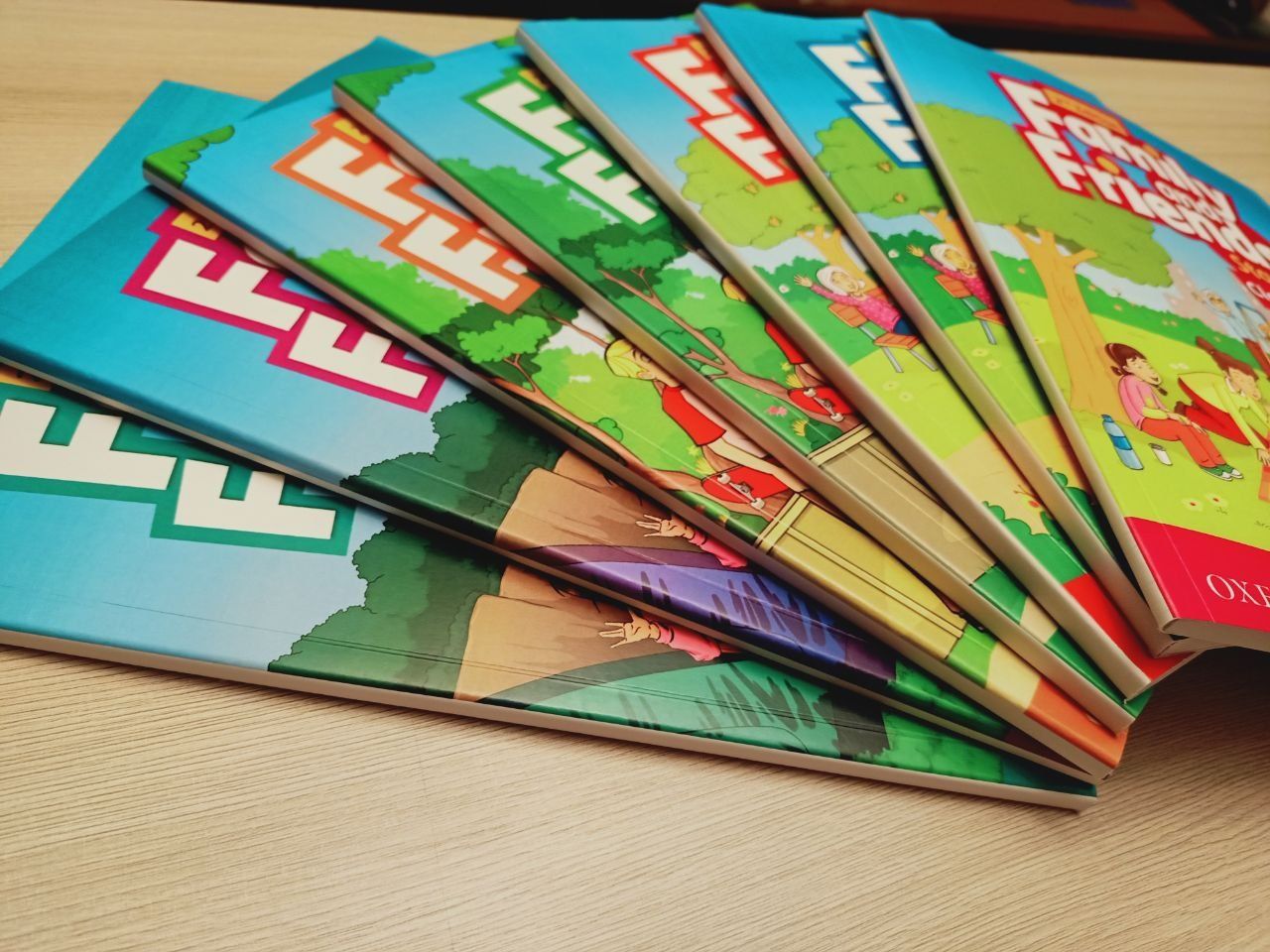 English file, Headway, Solutions