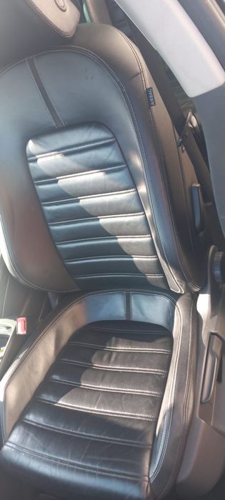 Scaune passat cc stânga dreapta