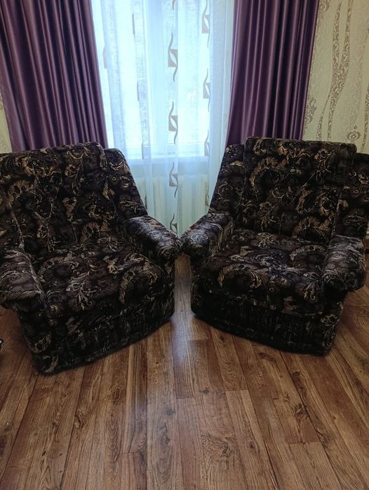 Продам кресло ..