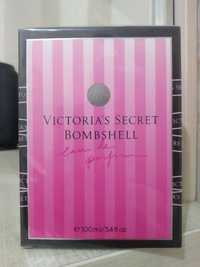Victoria’s Secret bombshell orginal