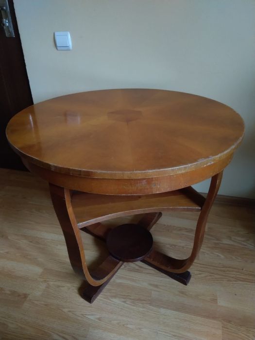 Vând masă veche românească