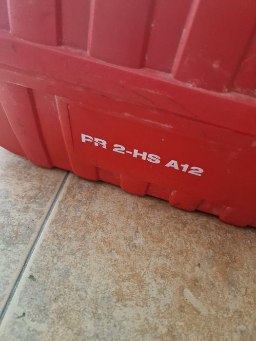 Лазареан нивелир hilti