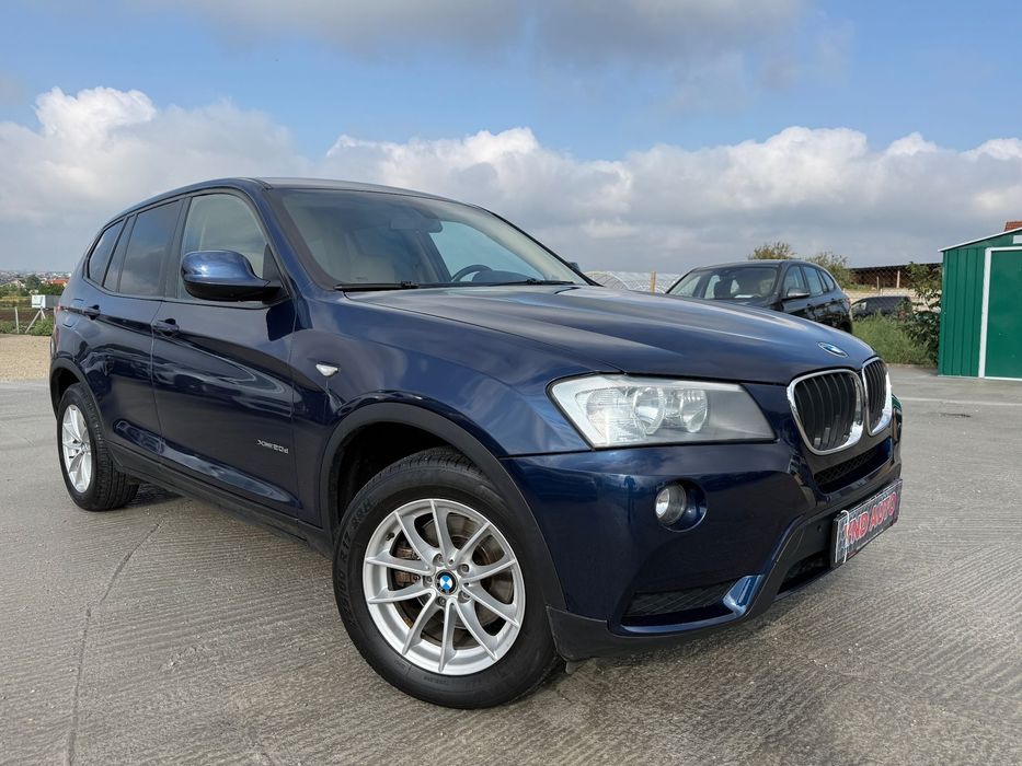 BMW X3 *BMW X3 2.0D(184cp)*4x4*2013/05*Piele crem*Navi*Senzori parcare