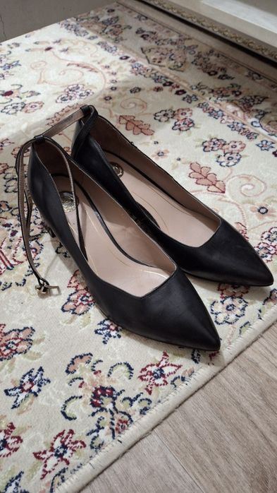 Продам туфли лодочки в идеальном состоянии 36р