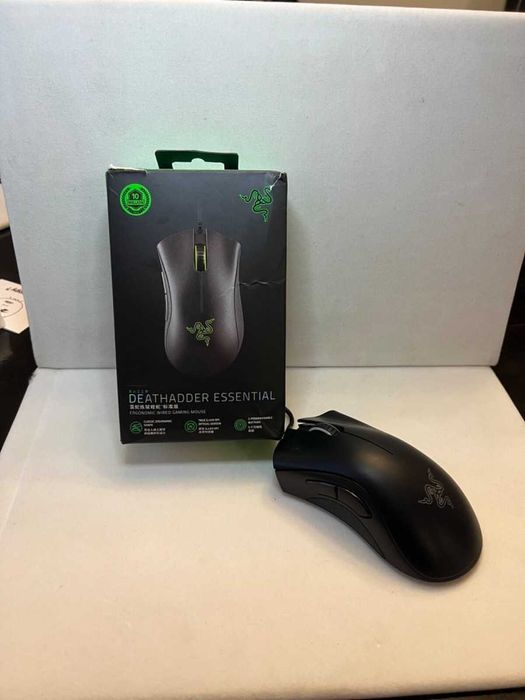Мишка Razer Deathadder Essential