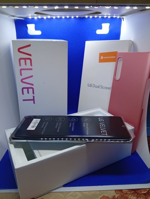 Конзола LG Velvet  Dual Screen